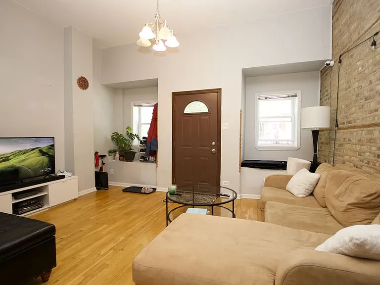 1252 N Greenview Ave #2 — Photo 8