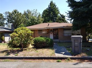 11922 64th Pl S, Seattle, WA