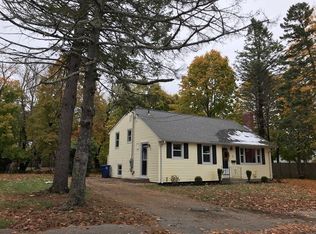 11 Margaret Dr, Braintree, MA 02184