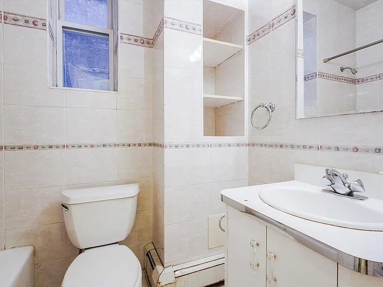 1020 Park Ave #8 — Photo 11