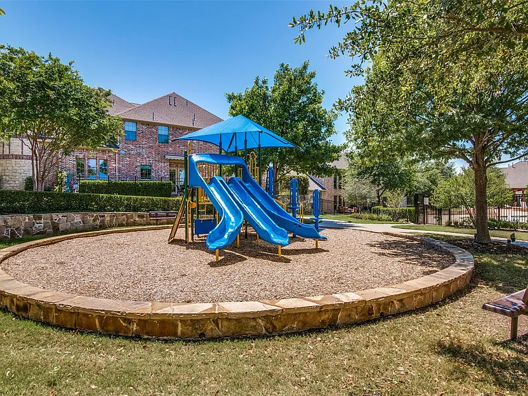 2709 White Dove Dr — Photo 32