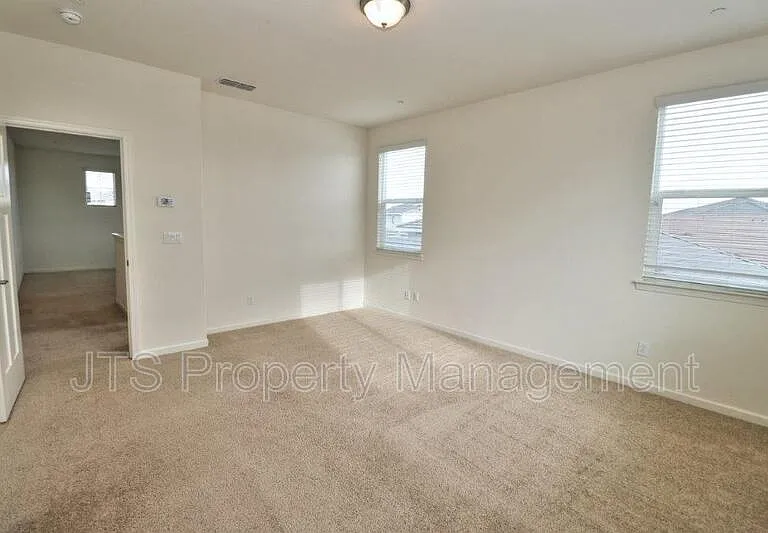 5122 Mossy Stone Way — Photo 59