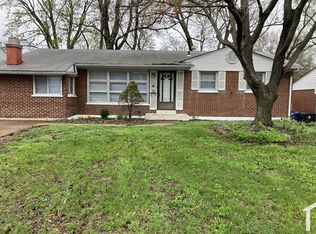 595 Derhake Rd, Florissant, MO 63033