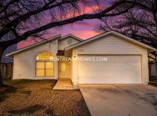 8434 Cascade Ridge Dr, San Antonio, TX 78239