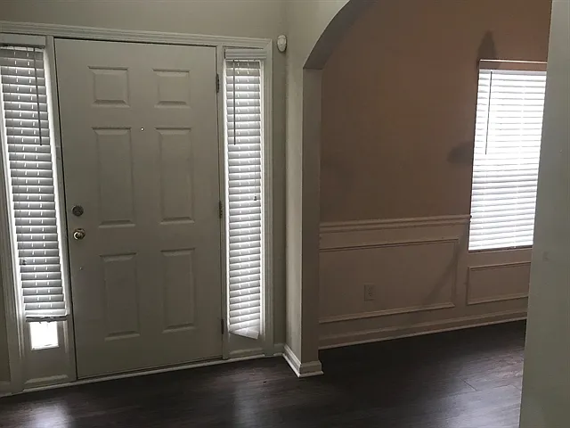 7954 Village Pass — Photo 2