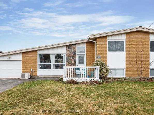 594 Oak St, Collingwood, ON L9Y 2Z1