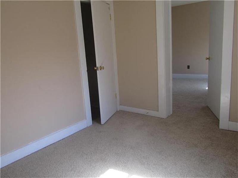 2nd image of 211 West Ter