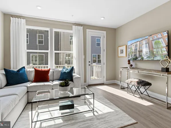 6033 Soho Way, Hyattsville, MD 20782