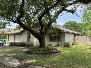 1704 Bimini Way, Seabrook, TX 77586