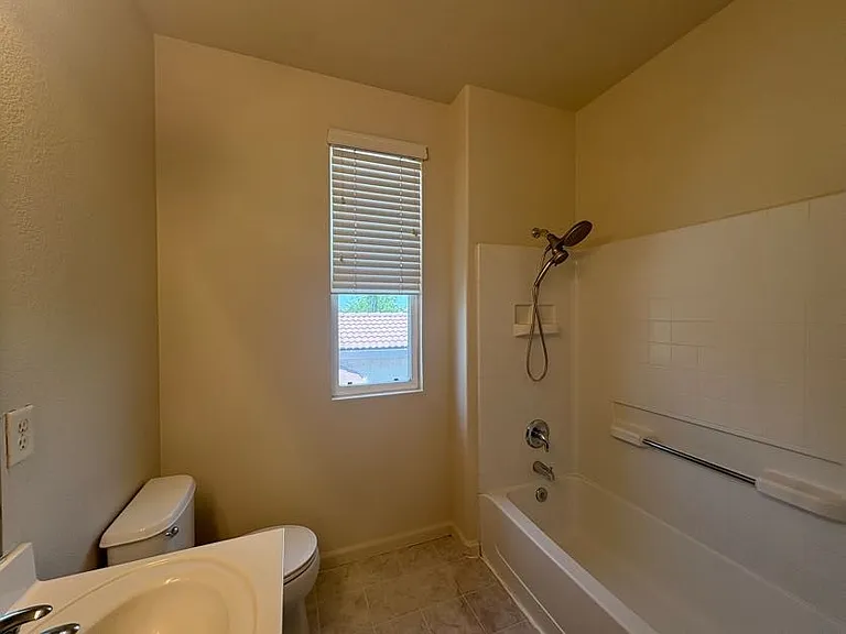 3531 Santiago Ave — Photo 37