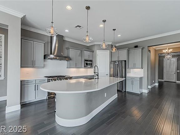 5th image of 11831 Saverio Ave