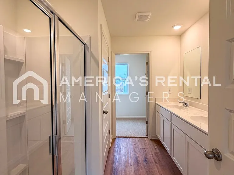 2122 Addison Way SW — Photo 34