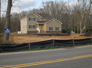 174 Federal Rd, Monroe Township, NJ 08831