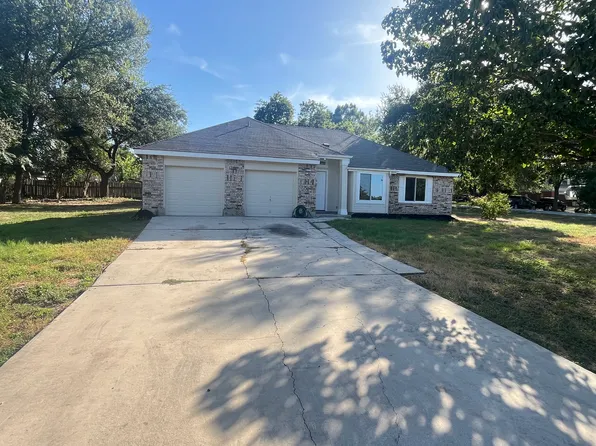 22 Skyridge Cir, New Braunfels, TX 78130