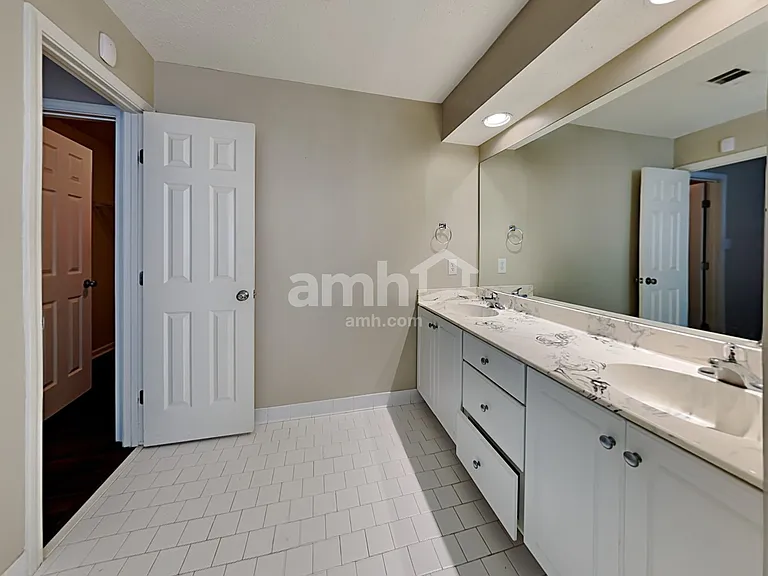 26 Heritage Way — Photo 18