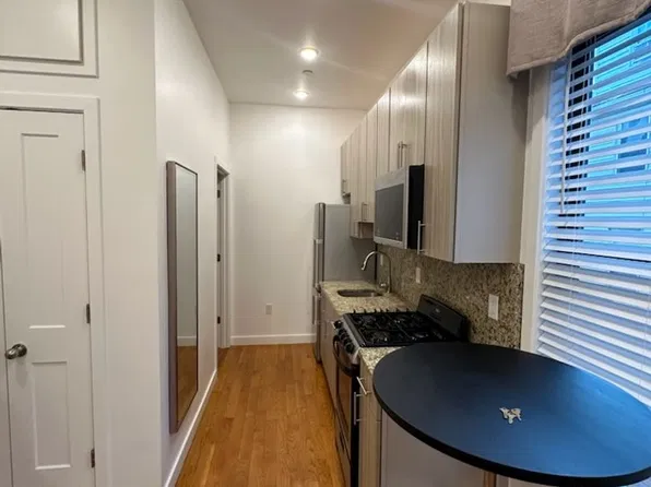 Sixth Street, 9 6th St #2, Chelsea, MA 02150