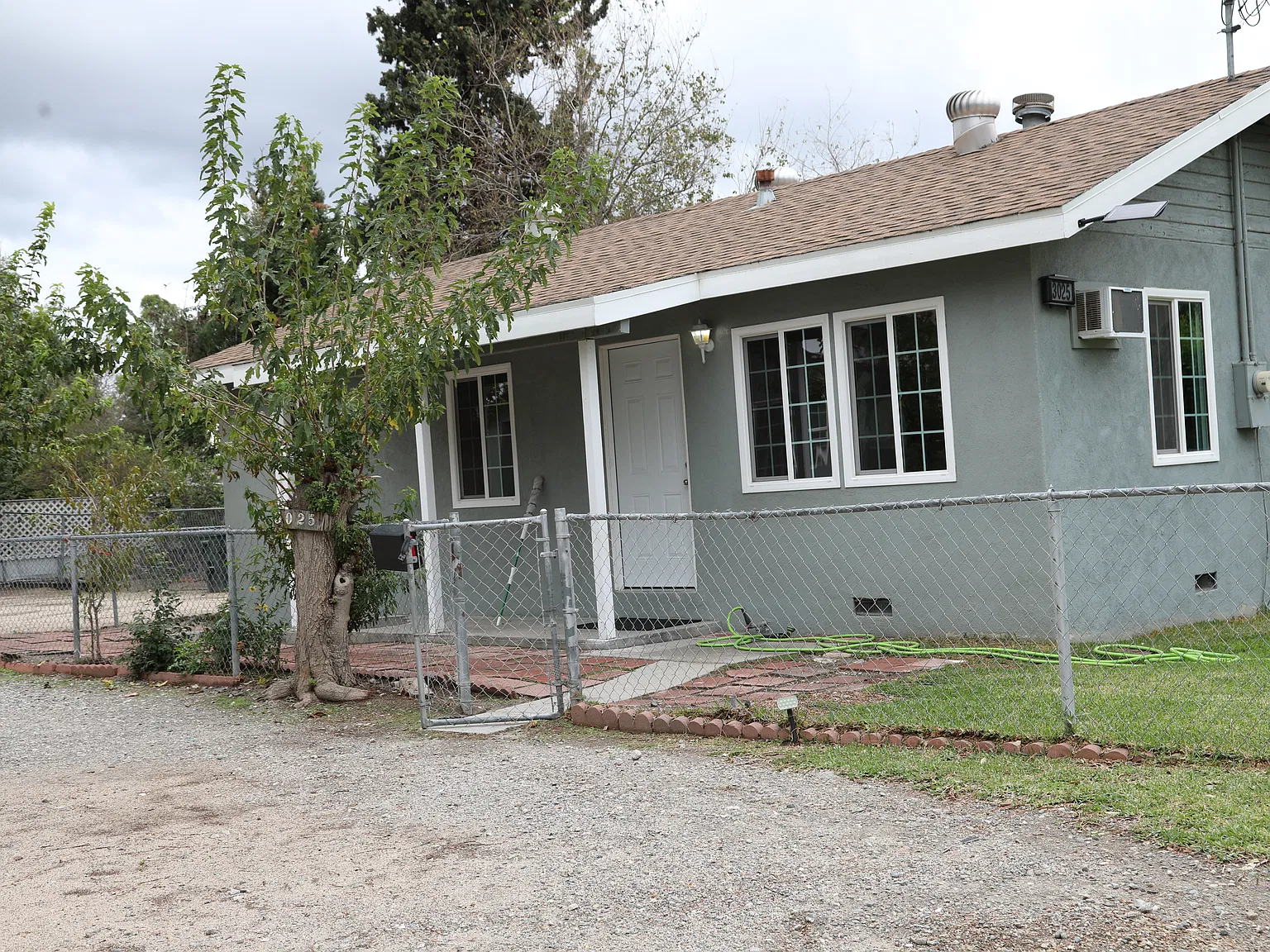 2 bed, $2,200 — Photo 2