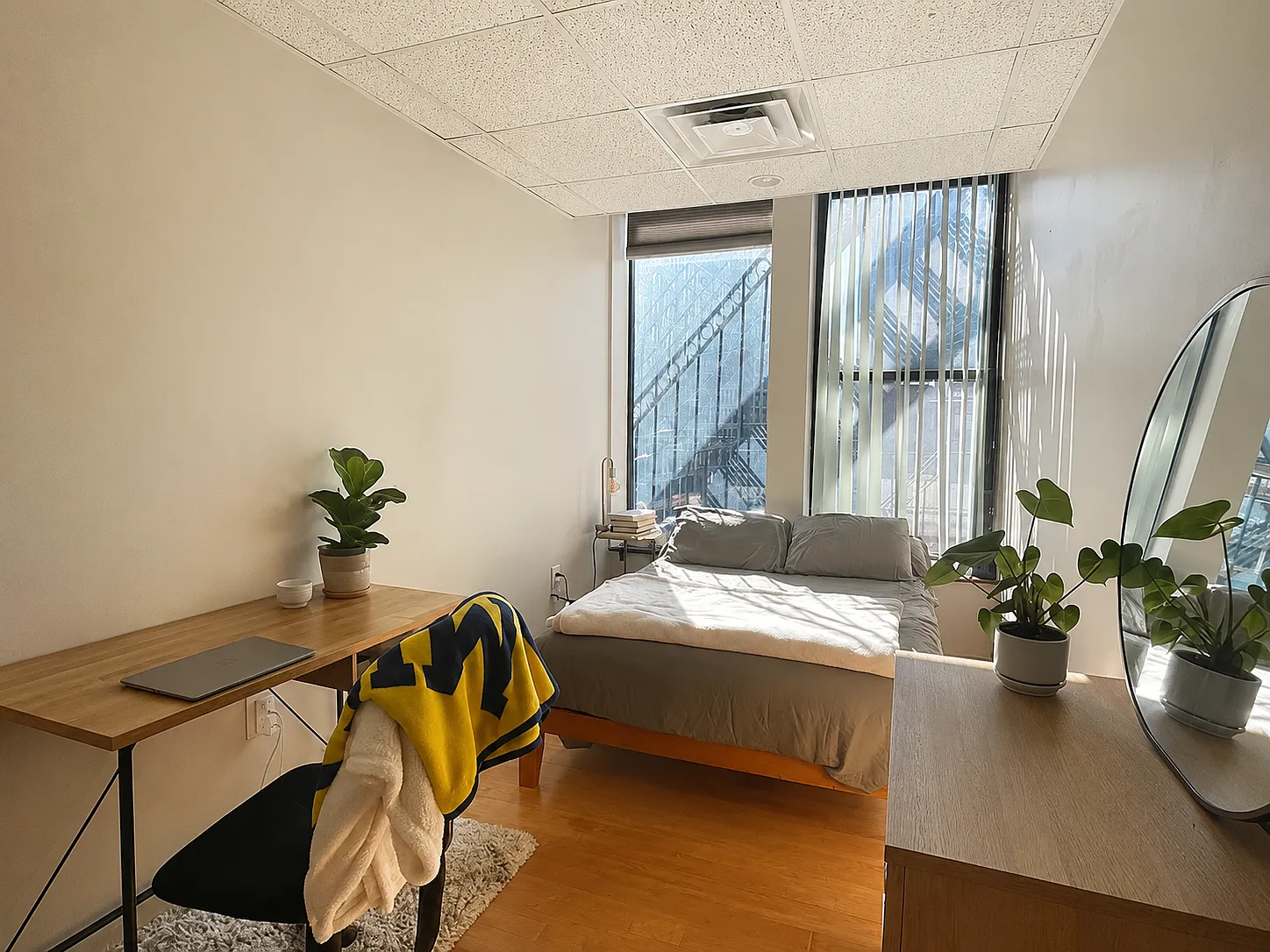 2 bed, 464 sqft, $3,200 — Photo 3