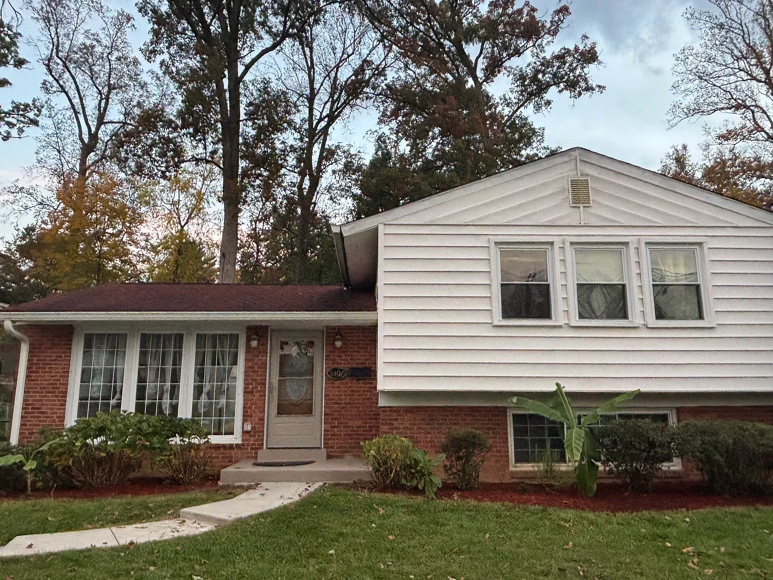 3406 May St — Photo 1