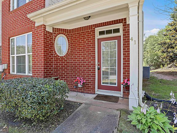 4th image of 41 Newnan Lakes Dr