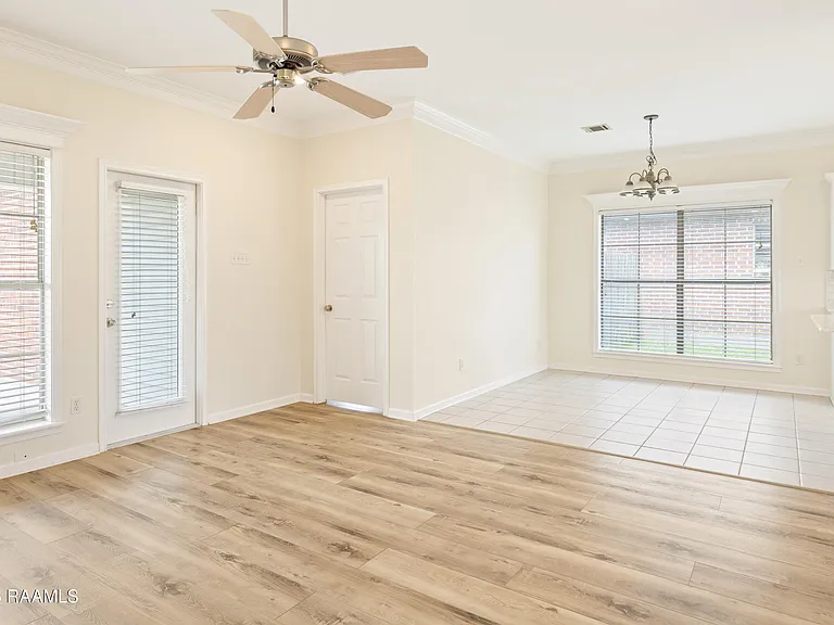 133 Wild Rose Ln — Photo 12