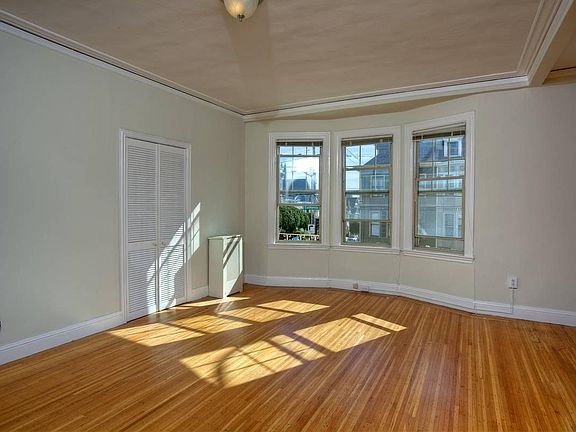 5th image of 2001 Pierce St APT 3
