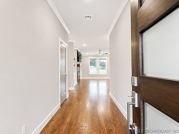 5th image of 16107 S 251st East Ave