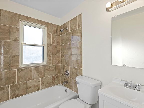5th image of 1324 Odessa Dr