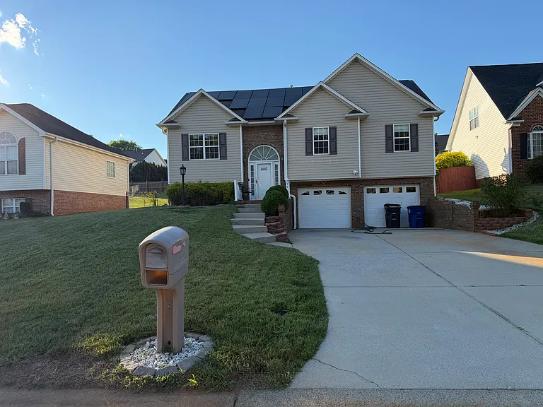 230 Sedge Meadow Dr — Photo 2