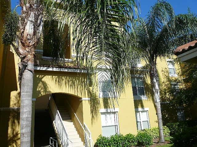 1st image of 5050 Fairways Cir Unit 202