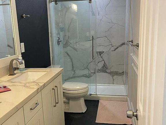 3rd image of 2231 Meyer Pl