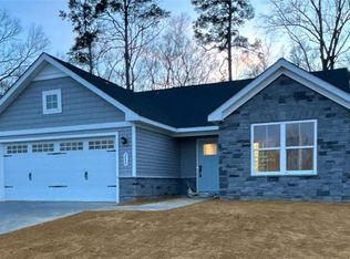200 Martha Washington Pkwy, Williamsburg, VA 23185