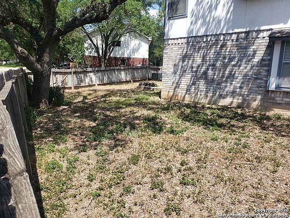 4th image of 2521 Montebello