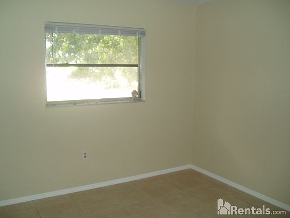 3rd image of 4000 Nelson Ave
