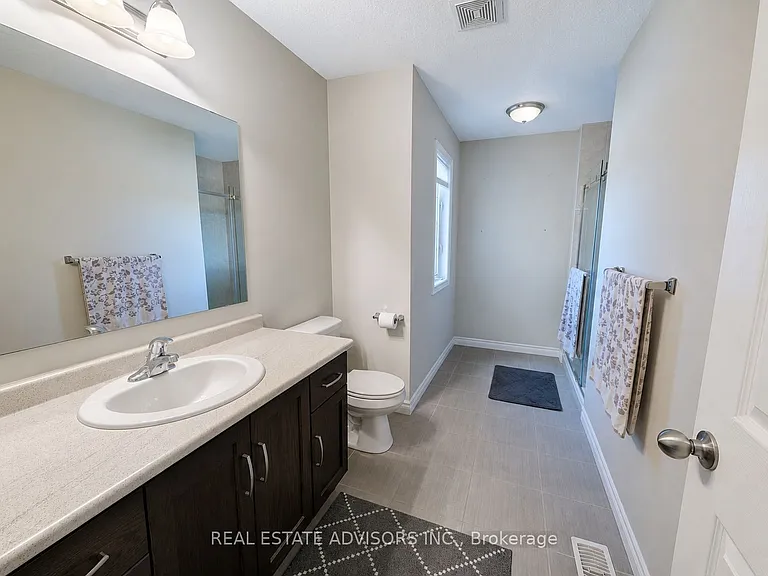 1364 Caen Ave — Photo 19