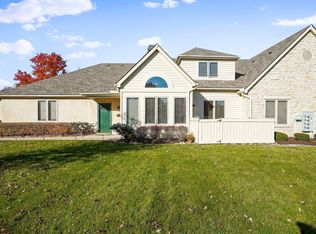 18 Ironclad Dr #8, Columbus, OH 43213