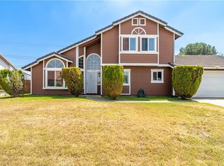 423 E Winchester Dr, Rialto, CA 92376