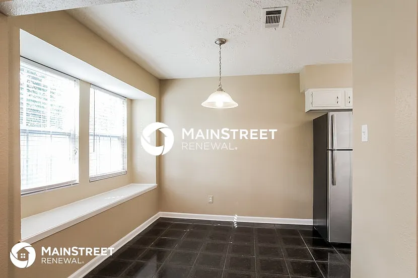 4514 Rosegate Dr — Photo 4