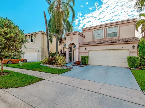 861 NW 155th Ter, Pembroke Pines, FL 33028
