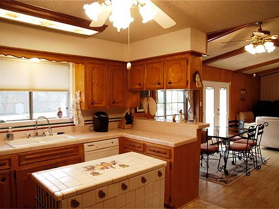 5th image of 26811 Westwood Dr