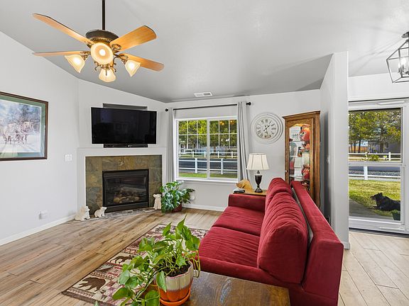 5th image of 16693 Wyatt Dr