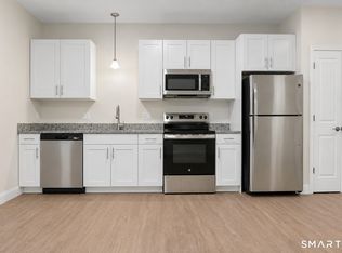 55 Steele Blvd #306, Berlin, CT 06037