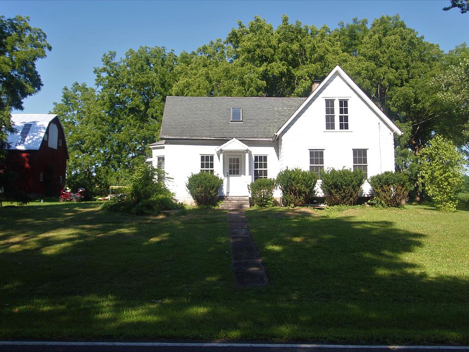 Lots of green and tranquil land/trees around the house