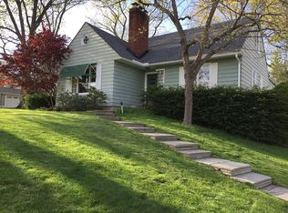 2367 Falmouth Rd, Akron, OH 44333