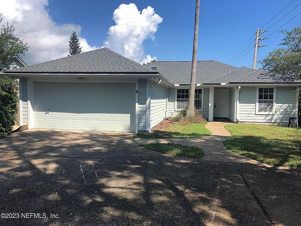 2nd image of 105 Woodland Dr