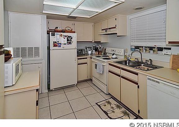 4th image of 4301 Sea Mist Dr APT 221