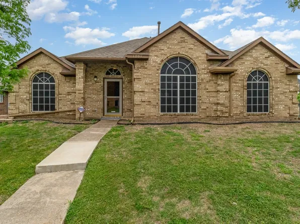 1201 Brewer Dr, Cedar Hill, TX 75104