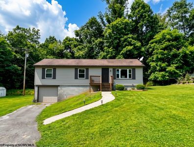 200 Love Dr, Kingwood, WV, 26537