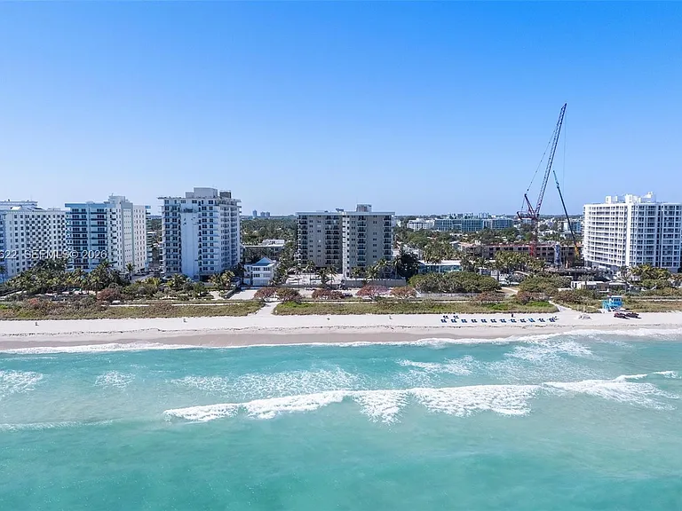 9273 Collins Ave #901 — Photo 22