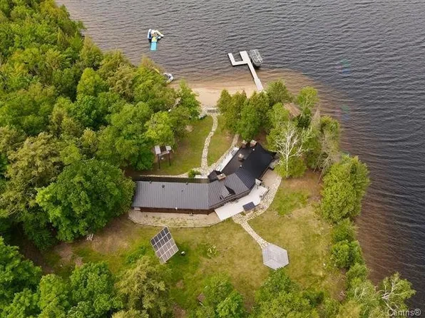 3028 Rive Dl, Lac Tremblant Nord, QC J8E 1B3